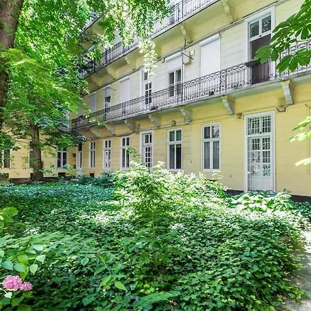 Krudy Gyula Stunning Fancy Downtown Spot With 2 Br Apartament Budapesta